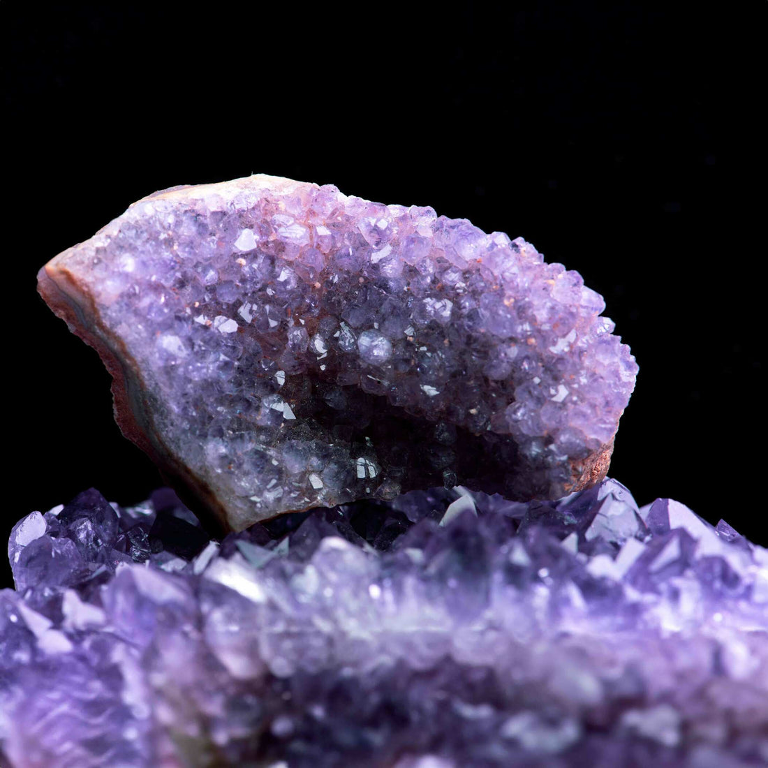 All Blogs-Amethyst: A Gem of Beauty, Healing, and Serenity for Your Home-GEMROCKY