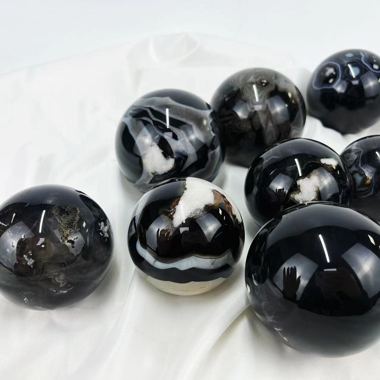 Black Lace Agate Spheres GEMROCKY-Spheres-