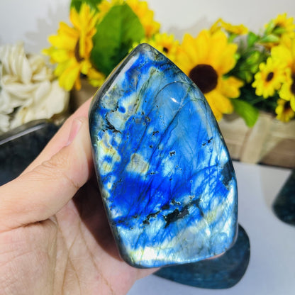 Strong Blue Flash Labradorite Ornaments GEMROCKY-Decoration-