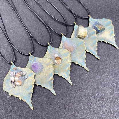 Pyrite Leaf Shape Rough Crystal Fashion Pendant Necklaces GEMROCKY-1-